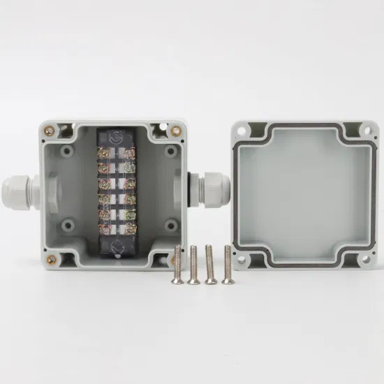 一进一出 83*81*56mm Tb1506 15A 400V 6路电源防水接线盒