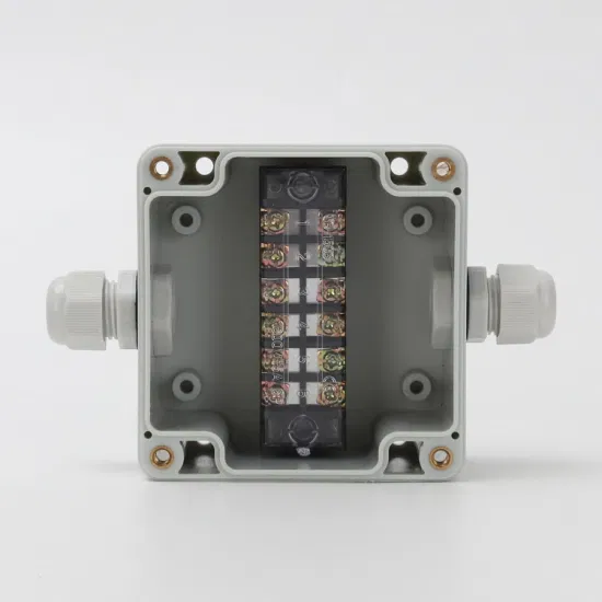 一进一出 83*81*56mm Tb1506 15A 400V 6路电源防水接线盒